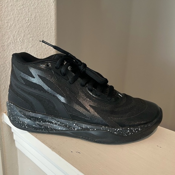 PUMA MELO MB.02 "Oreo" Black/White/Oreo Basketball 379425-01 GS Youth SZ 6.5 - Picture 2 of 9